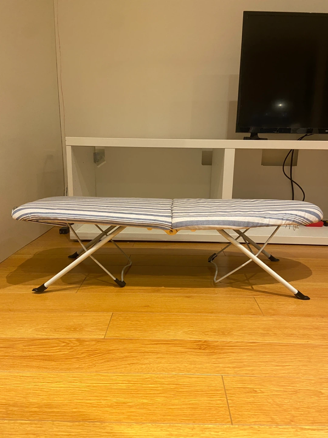 BLACK+DECKER Compact Ironing Board and Steam Iron - photo 3