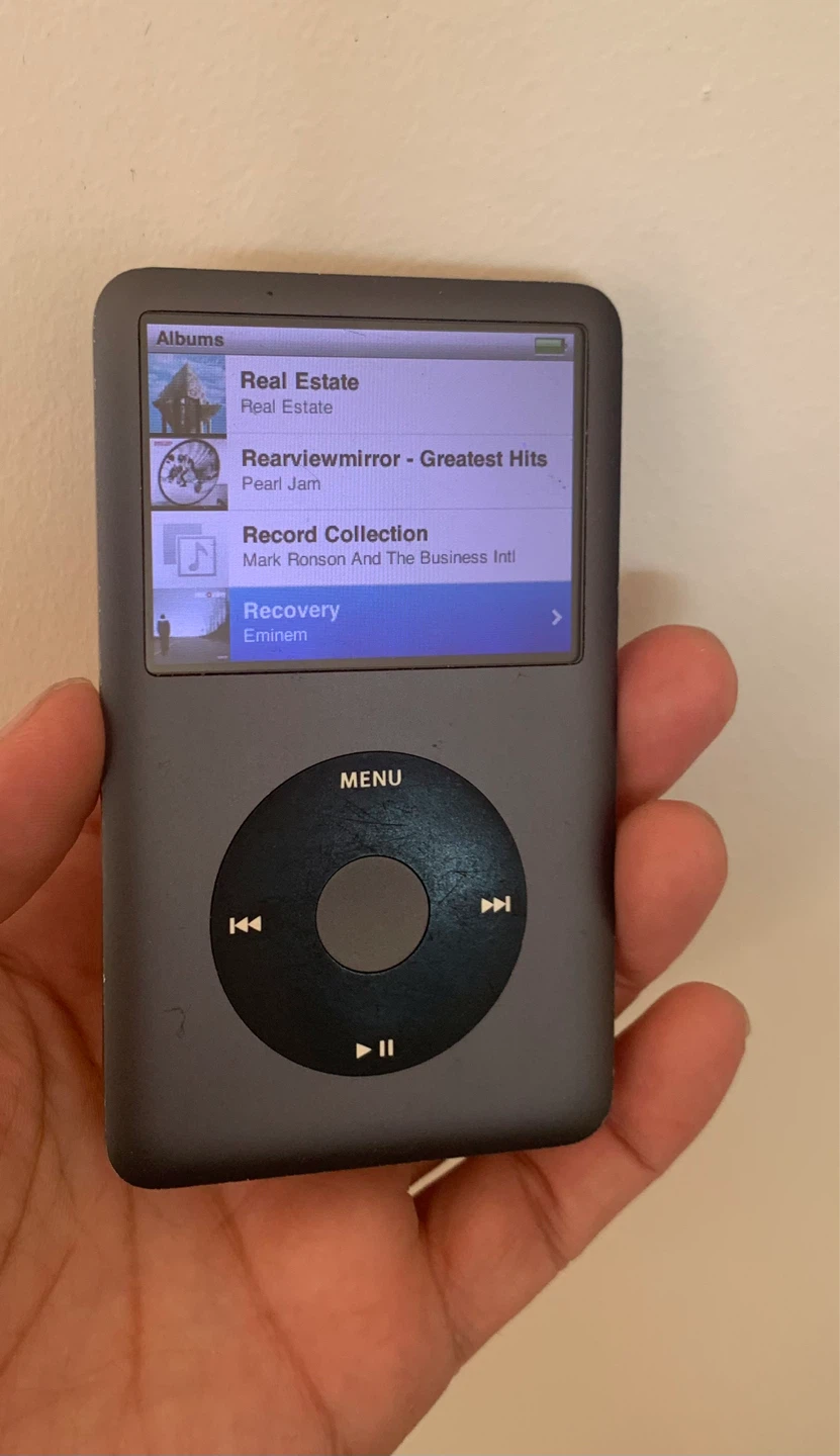 iPod Classic 160GB Model PC297C - photo 3
