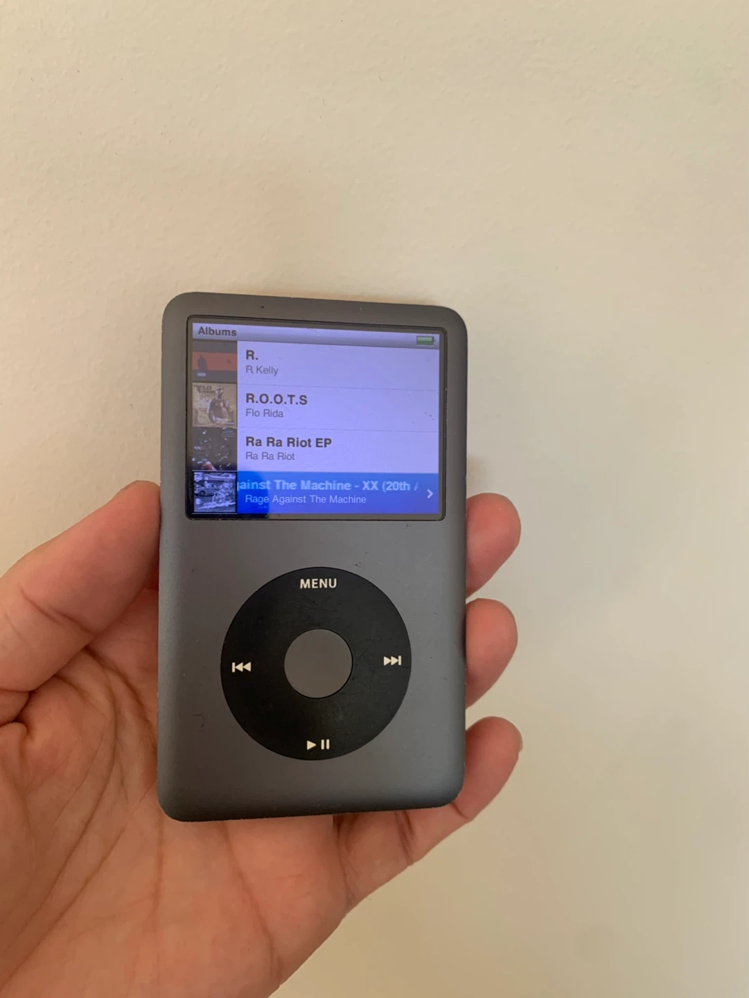 iPod Classic 160GB Model PC297C - photo 5