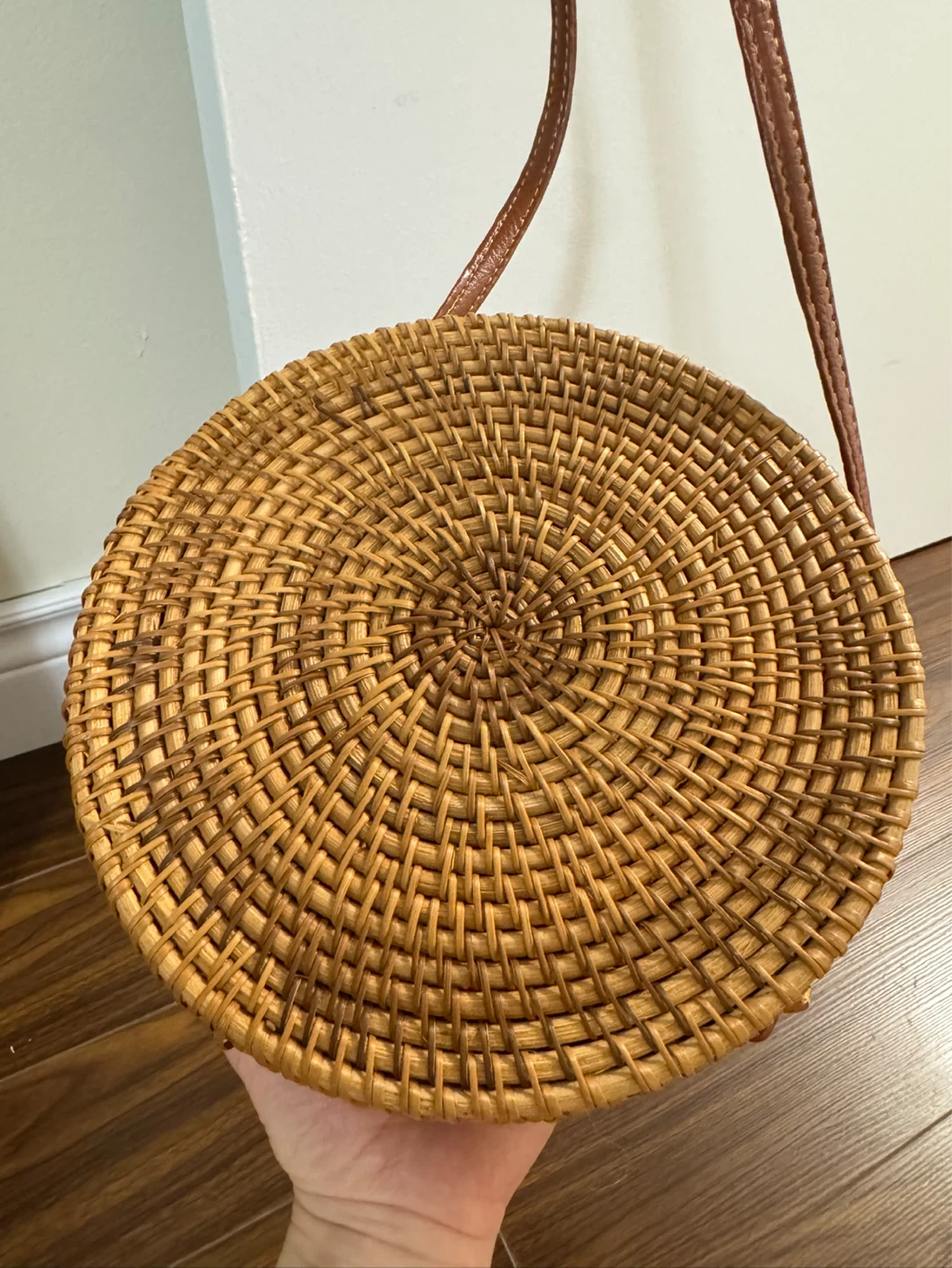 Round Rattan Crossbody Bag - photo 4
