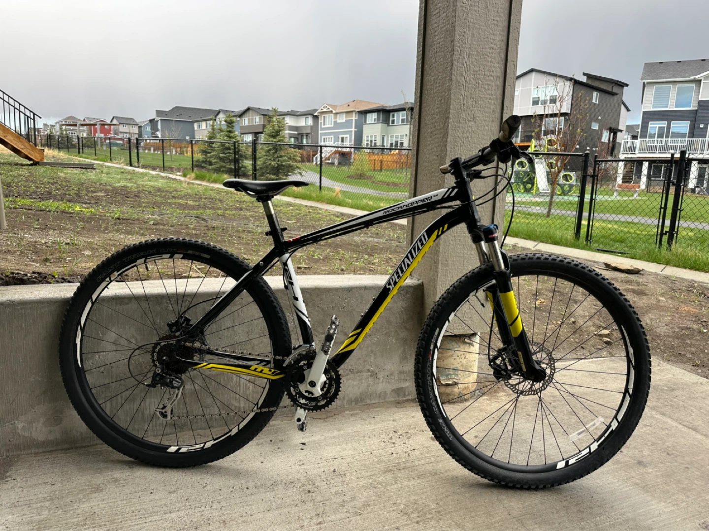 Specialized Rockhopper Sport Mountain Bike