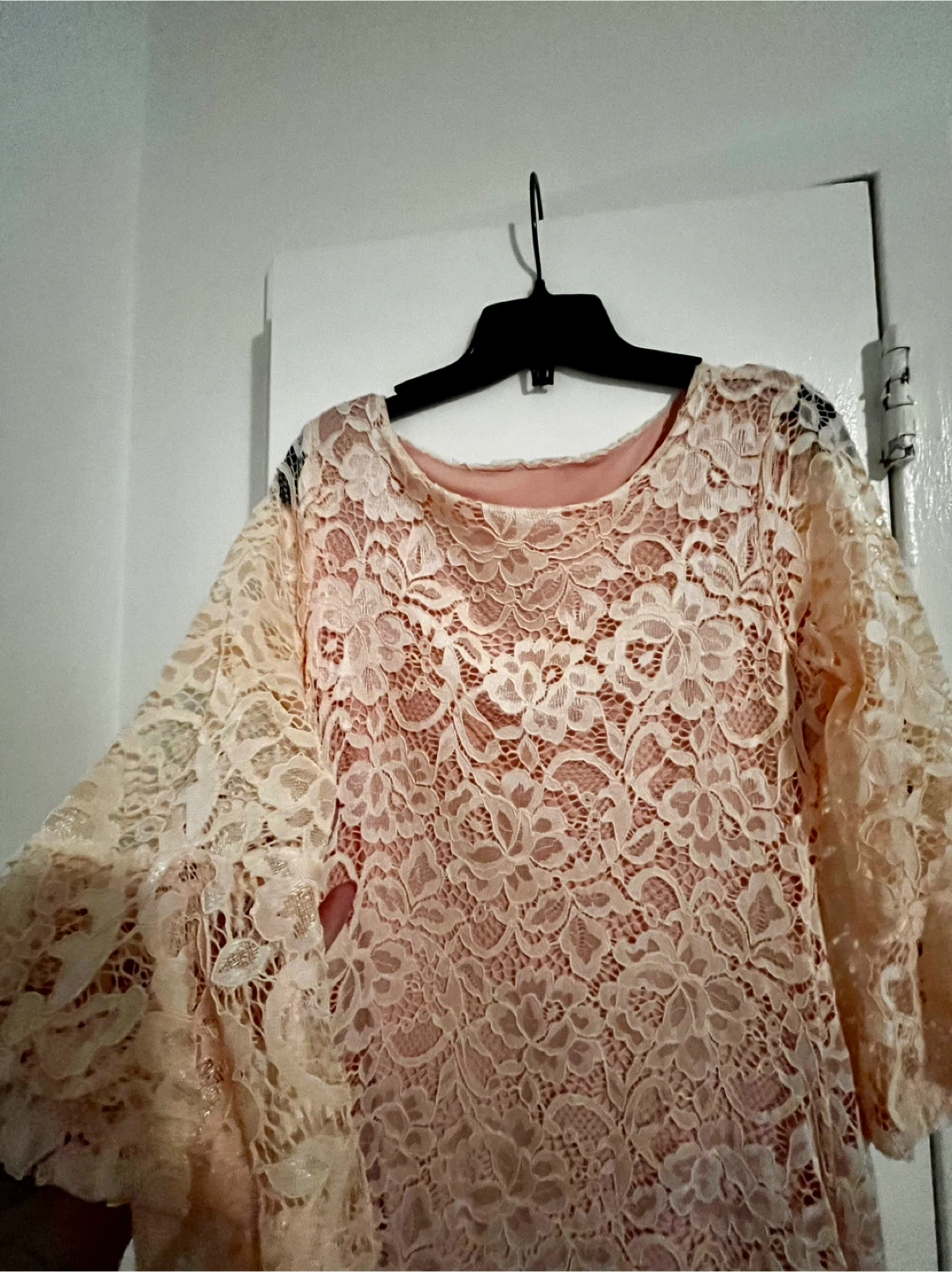 Peach Lace Bell Sleeve Lace Dress size S/ 4 - photo 4