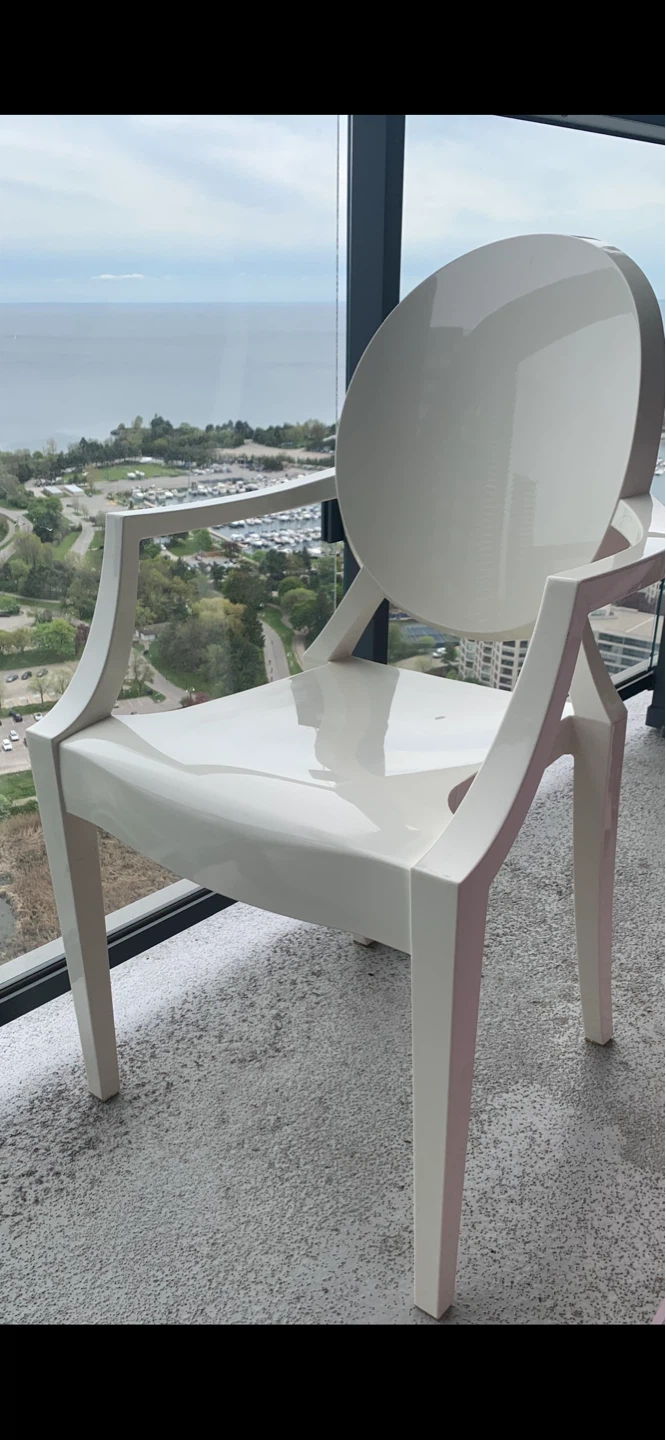Louis XVI Chair w/ Armrest