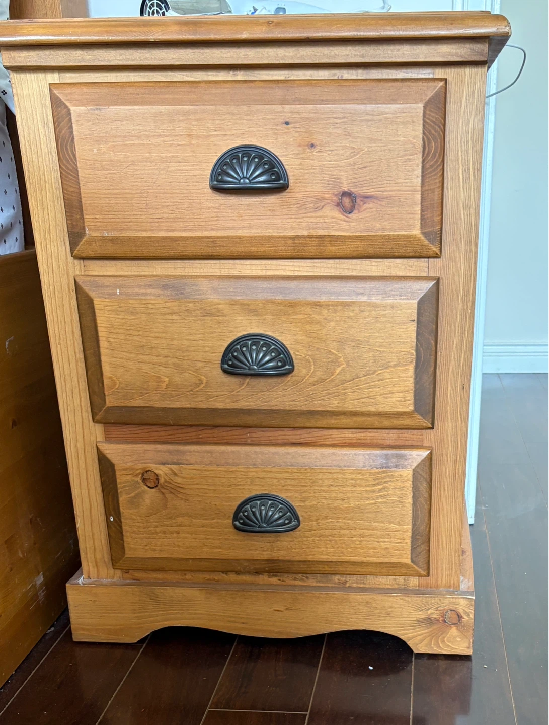 Solid Wood 6-Drawer Dresser - photo 2