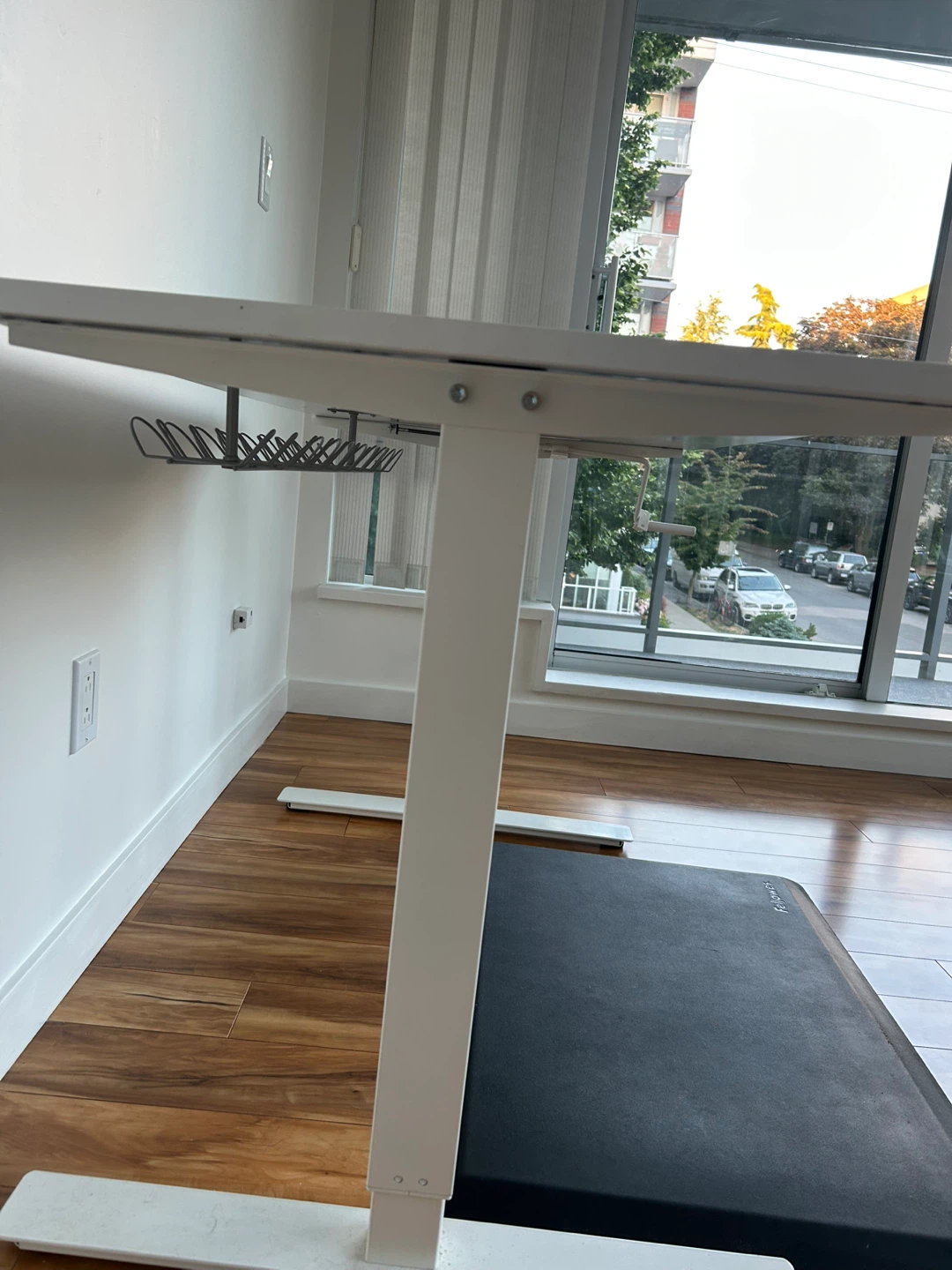 IKEA SKARSTA (like TROTTEN) Sit/Stand Desk White 120x70 cm - photo 3
