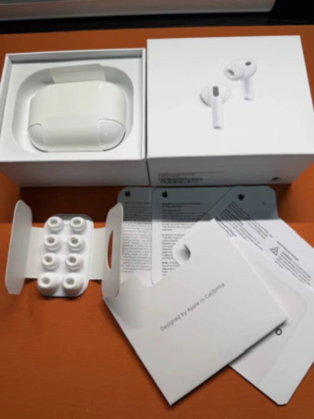 Apple AirPods Pro 3rd Gen - photo 5
