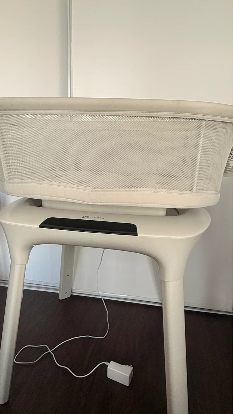 4moms MamaRoo Sleep Bassinet – Excellent Condition