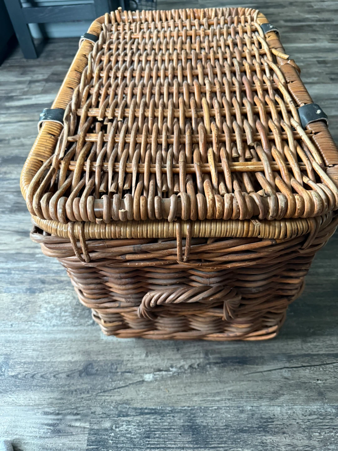 Vintage Wicker Chest - photo 2