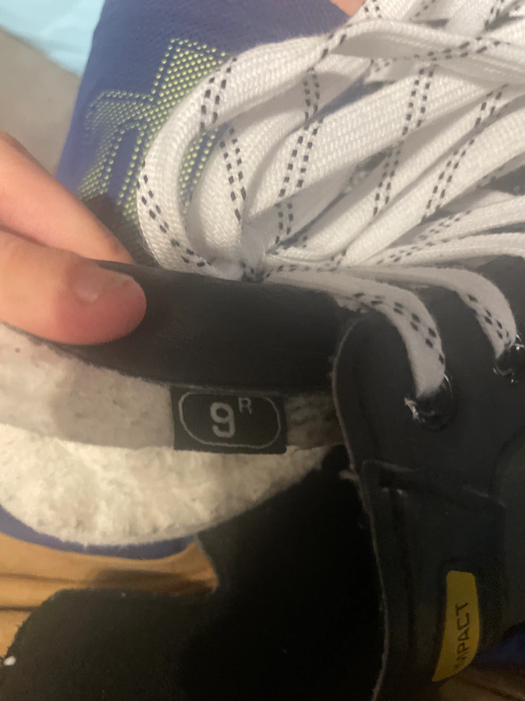 Bauer Impact Ice Skates Size 9R - photo 2