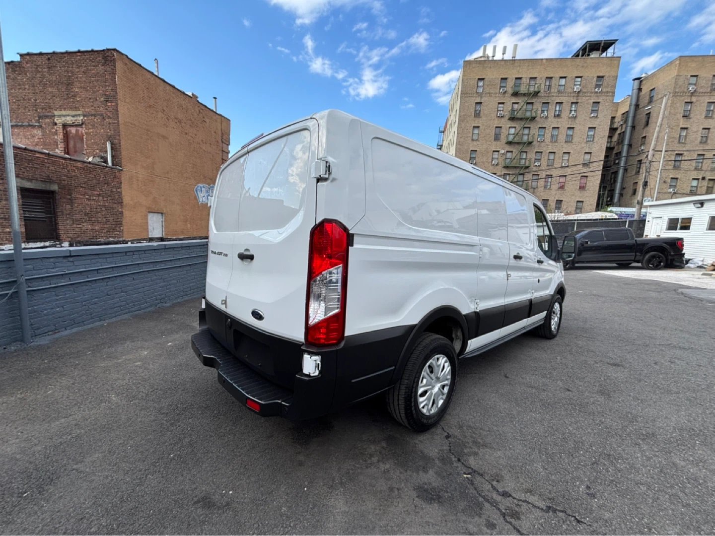 Ford Transit 250 Cargo Van 107k - photo 5