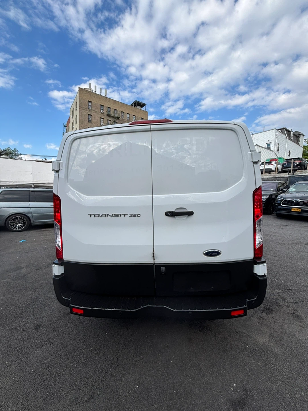 Ford Transit 250 Cargo Van 107k - photo 4