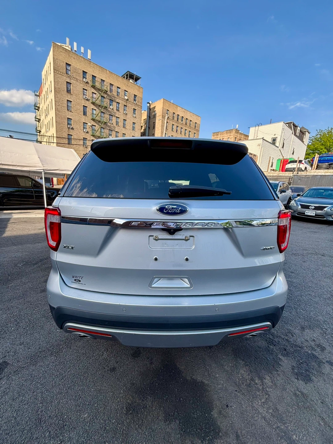 2016 Ford Explorer XLT Silver - photo 4