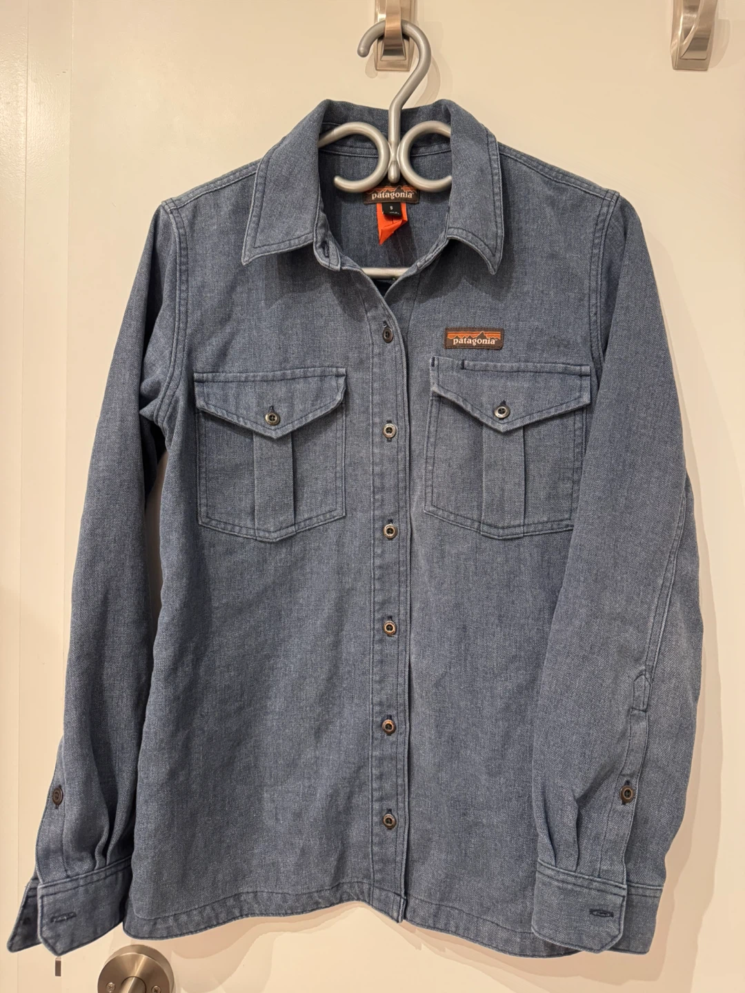 （small) Patagonia Farrier's Shirt