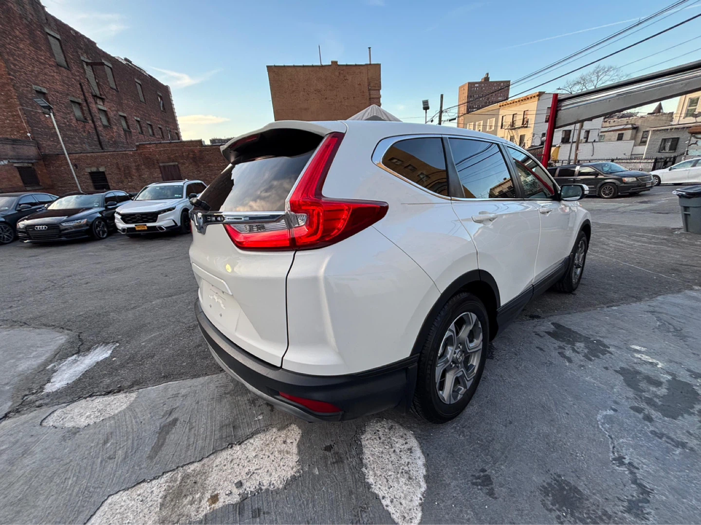 White Honda CR-V SUV 2017 EX-L - photo 4