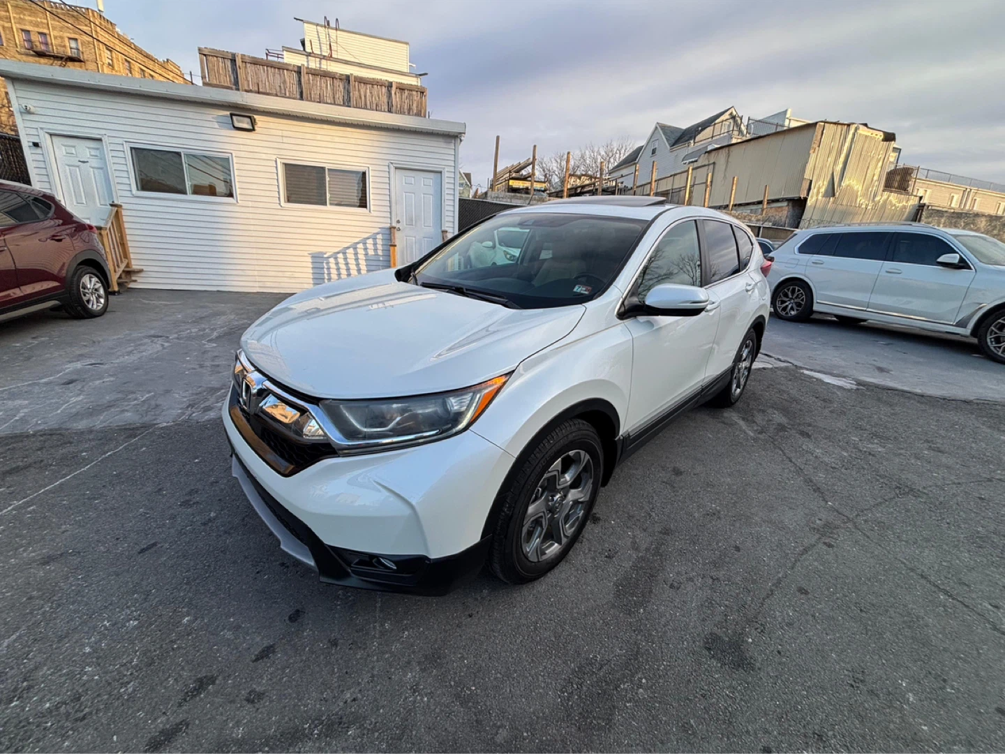 White Honda CR-V SUV 2017 EX-L - photo 2