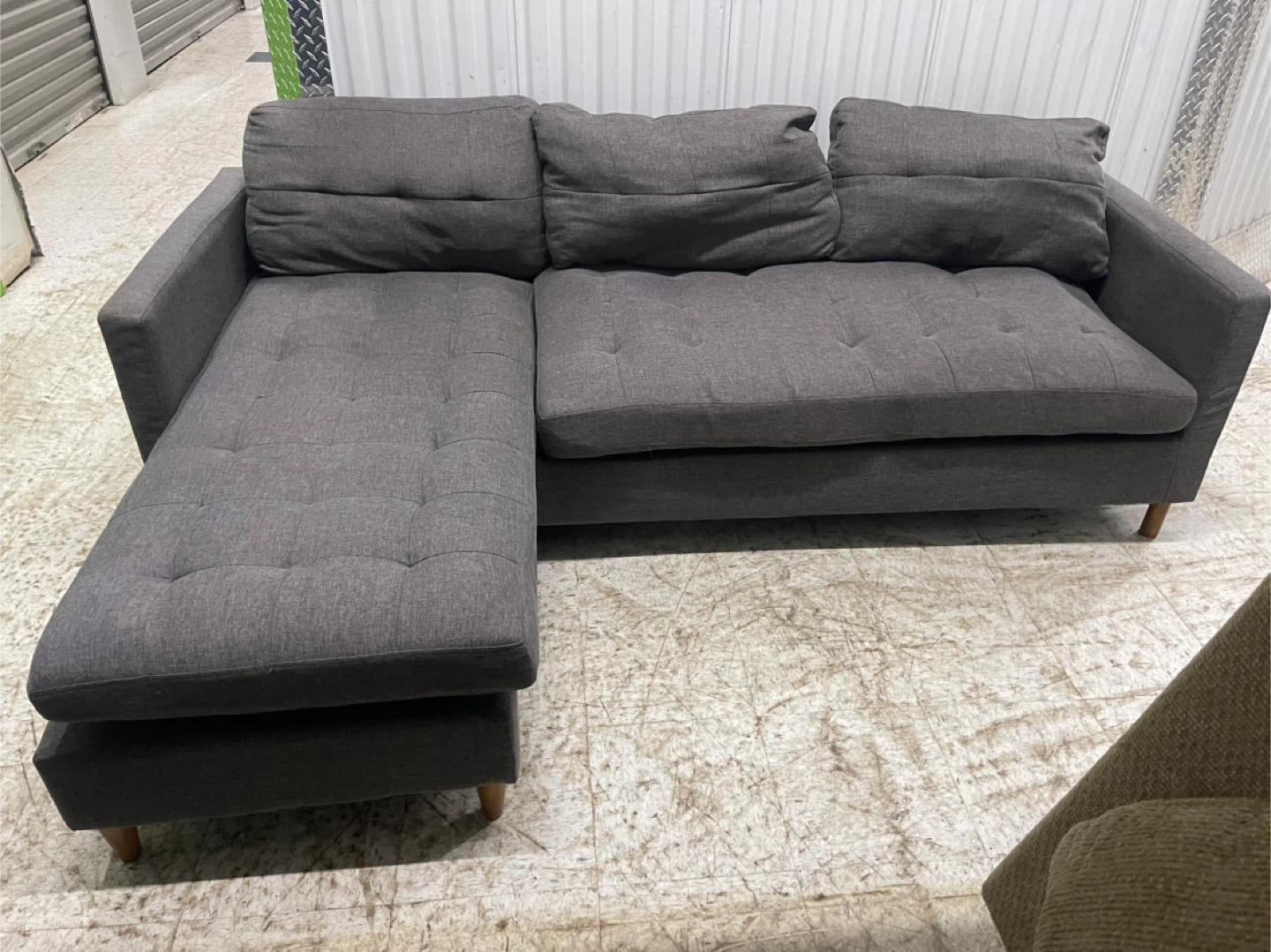L sofa with deliery