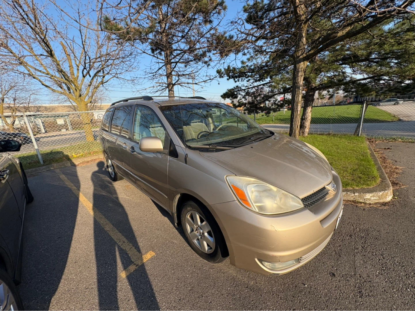 2004 Toyota Sienna LE