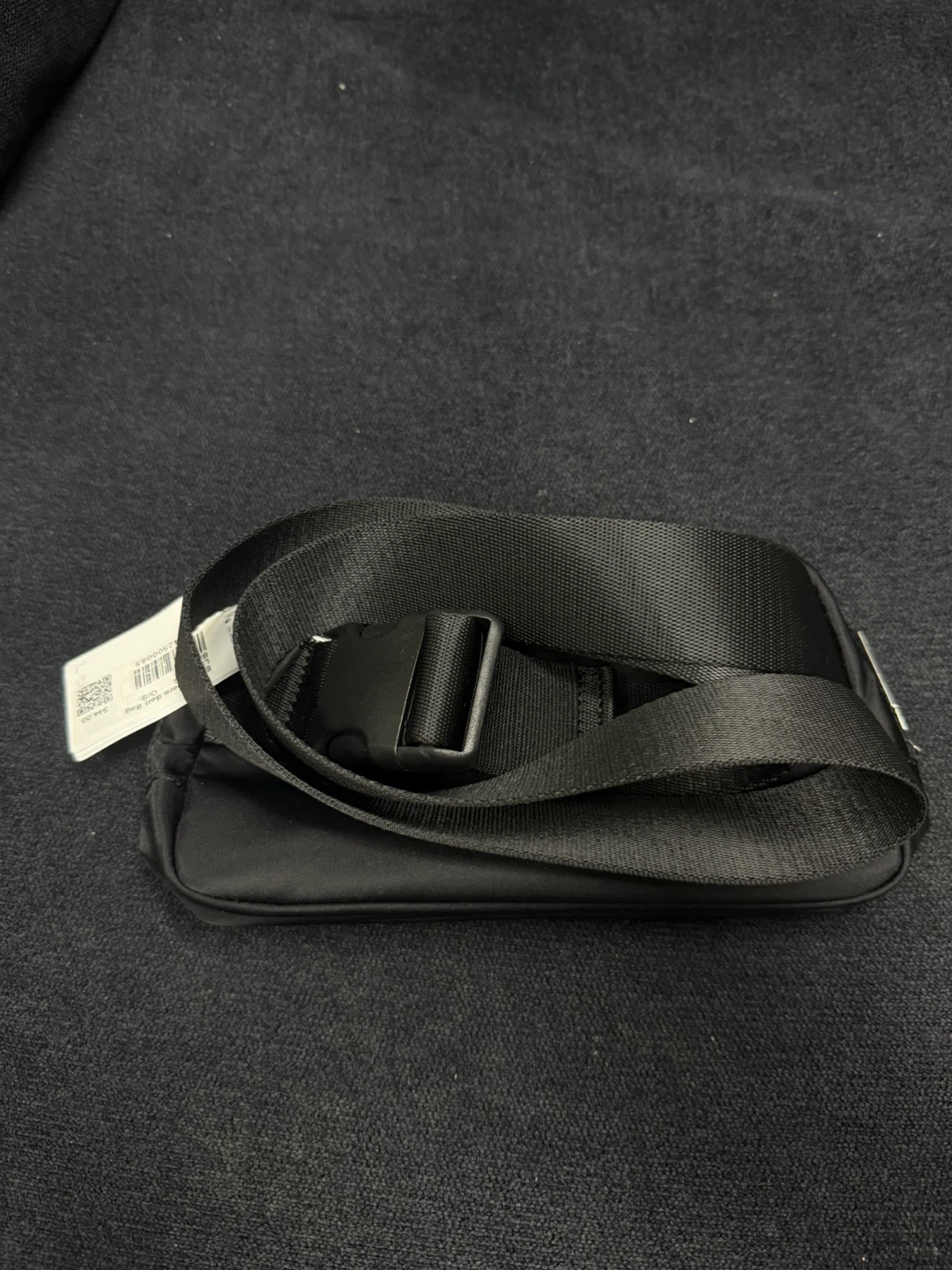 Lululemon Everywhere Belt Bag 1L Black - photo 3