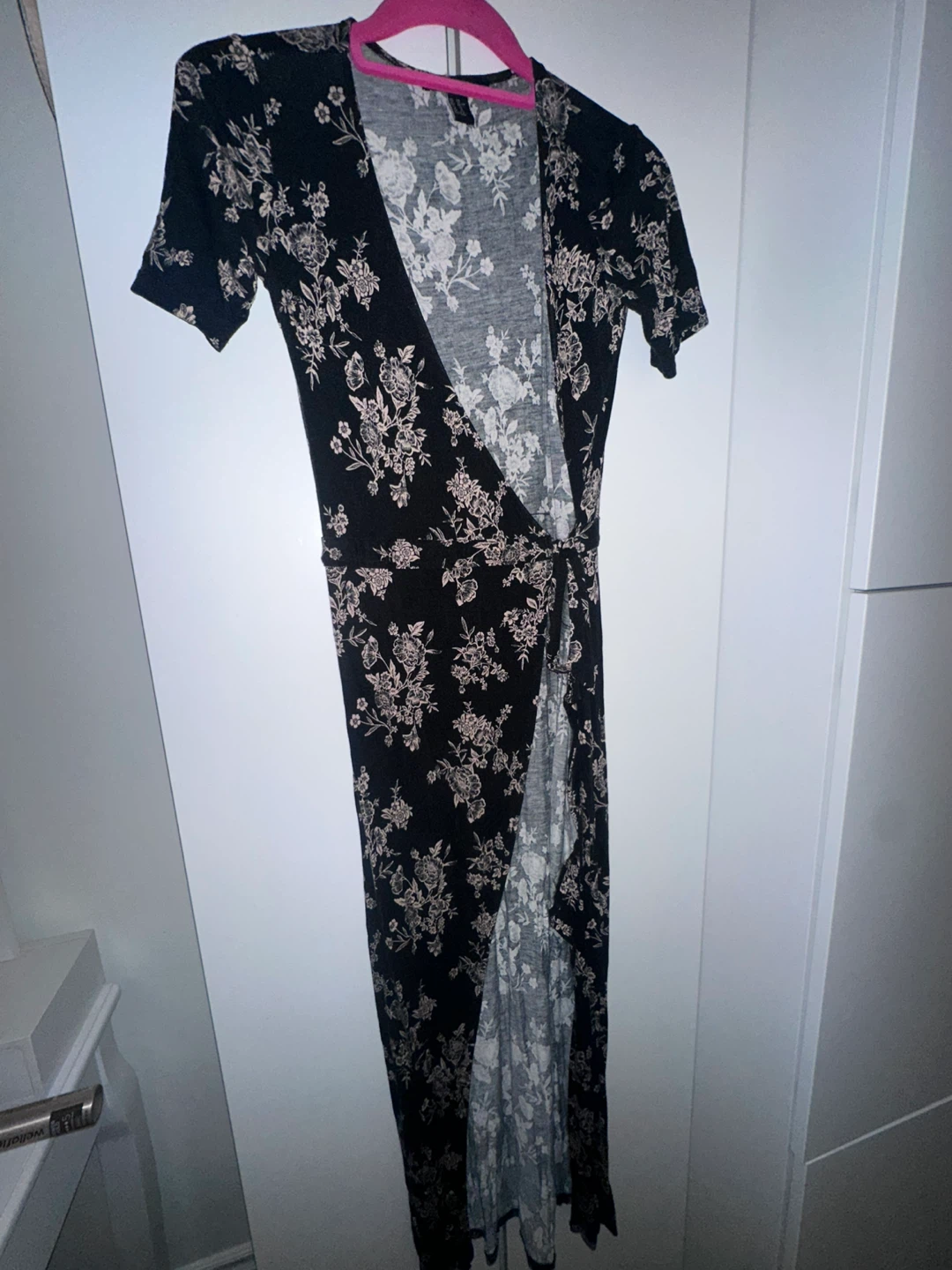 Moving Sale!  10 Women’s Dresses for $90 - photo 4