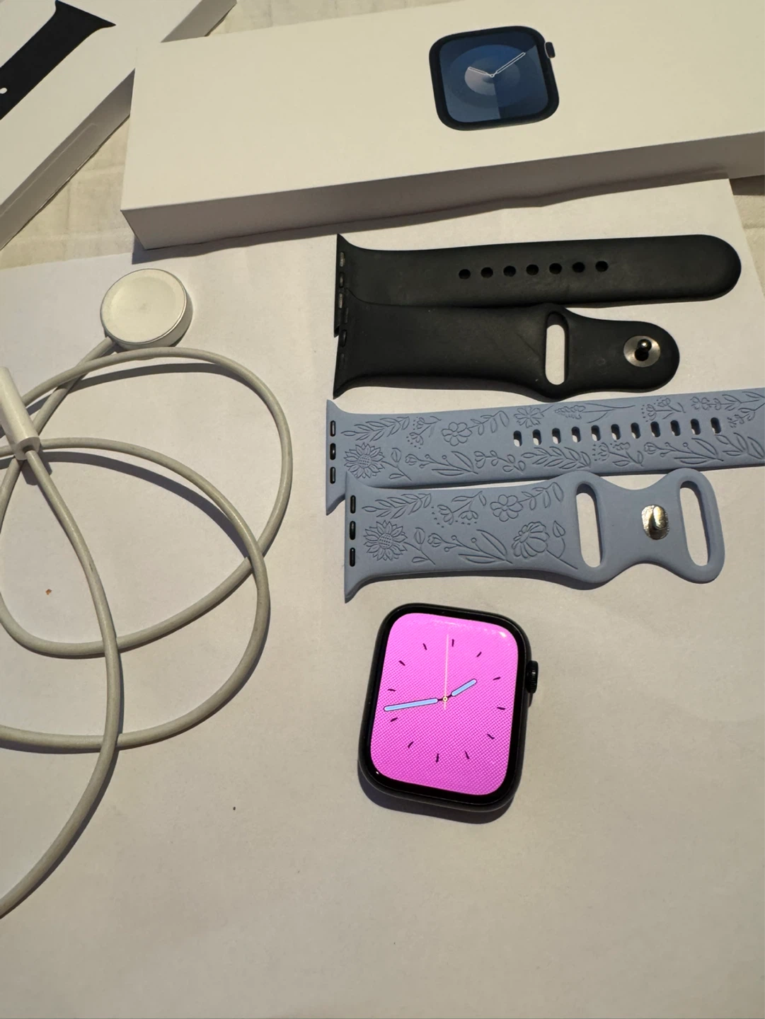 Apple Watch Series 7 with bands and charger - photo 2