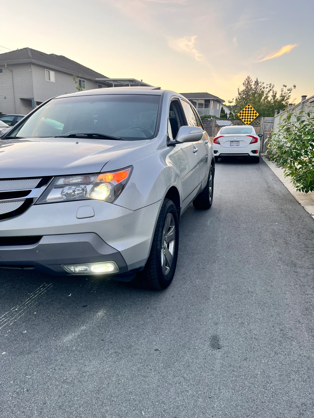 Acura MDX Silver SUV - photo 2