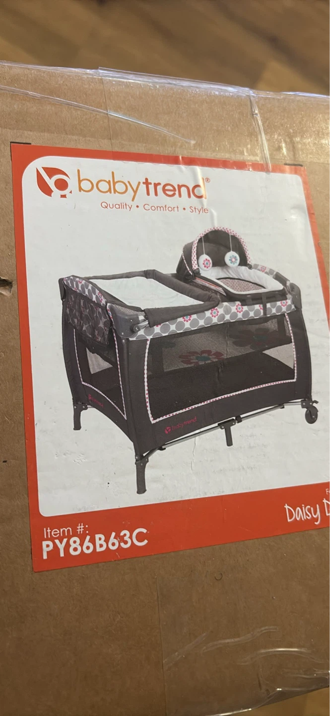 Baby Trend Lil' Snooze Deluxe II Nursery Center - Daisy Dots - photo 2