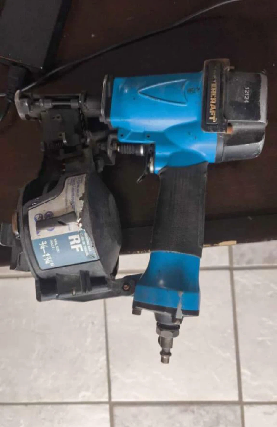 Roofing gun