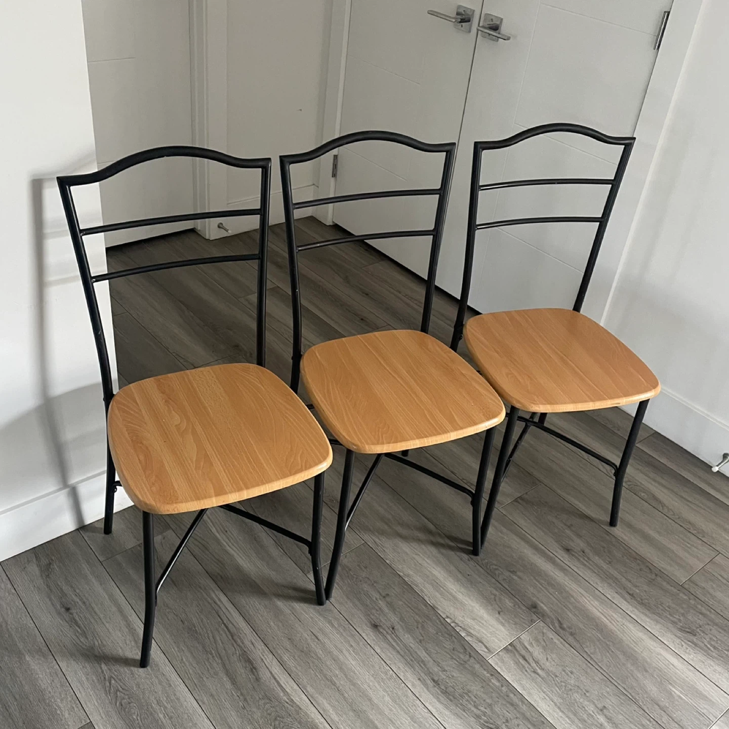 3 Chairs - photo 5