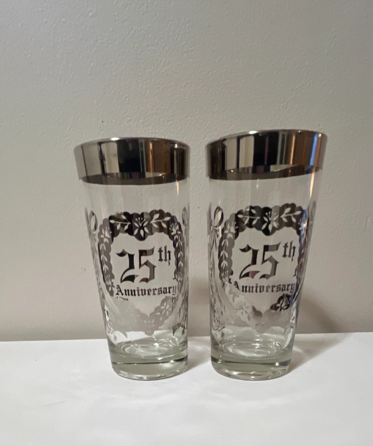 Set of 2 "25th Anniversary" Glasses with Silver Rim