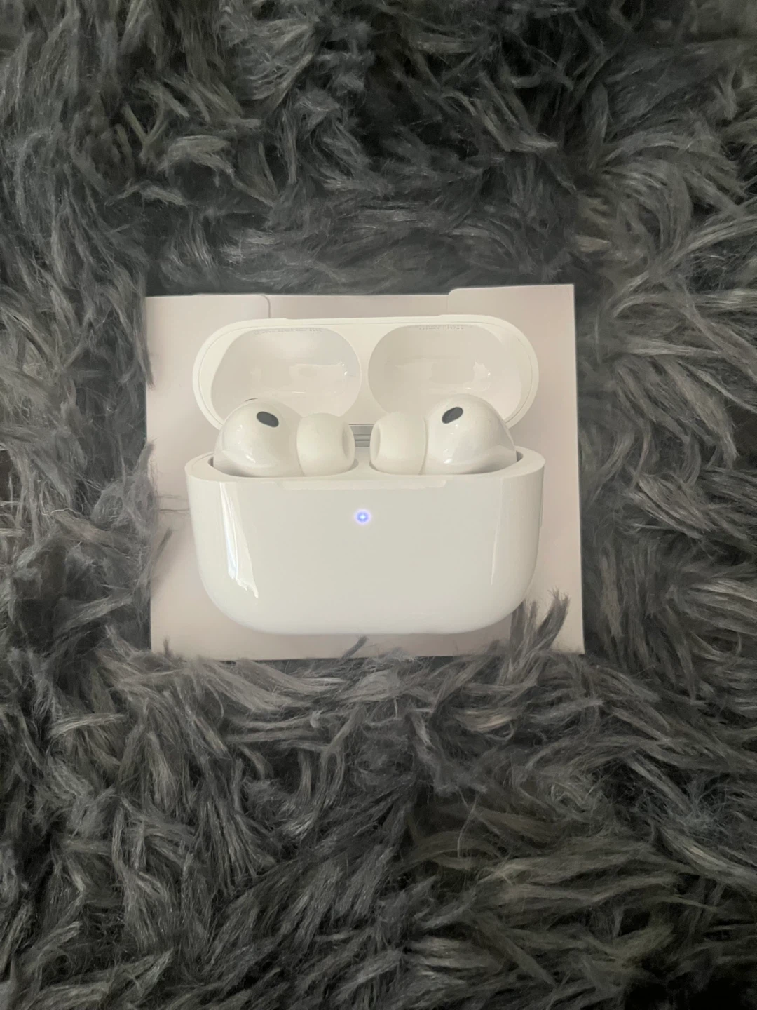 AirPods Pro 3 Model - photo 4