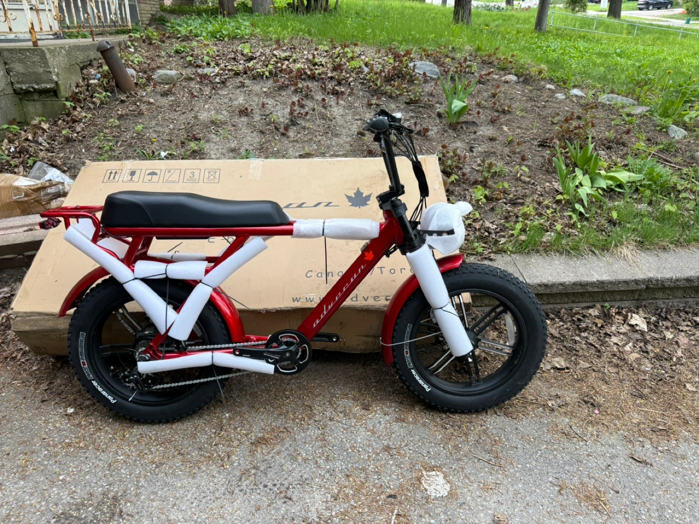 Adventure E-bike brand new in box