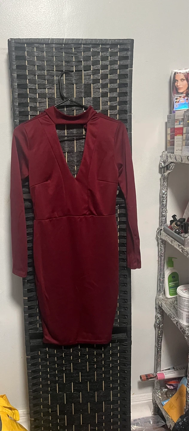 Women's Burgundy Long Sleeve Dress size l or  M