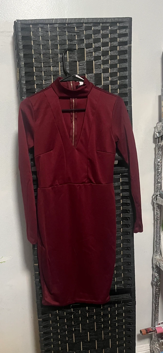 Women's Burgundy Long Sleeve Dress size l or  M - photo 2