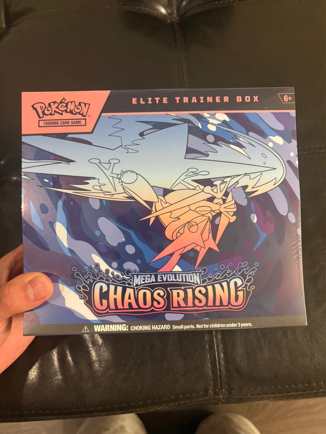 Pokémon Chaos Rising ETB - photo 2