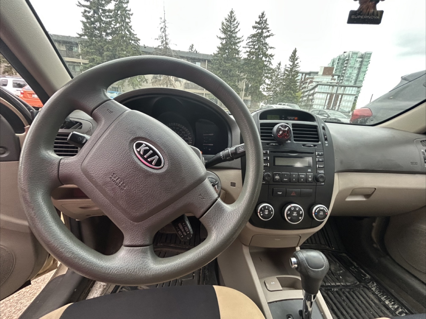 Gold 2009 Kia Spectra EX Sedan