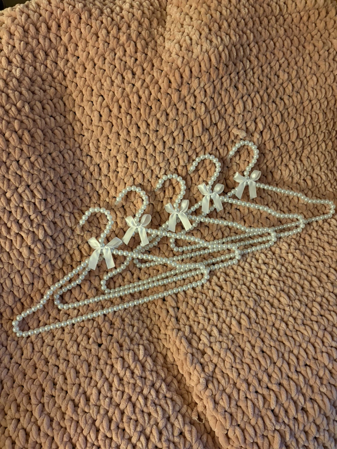 Set of 5 Pearl Beaded Hangers with White Bows