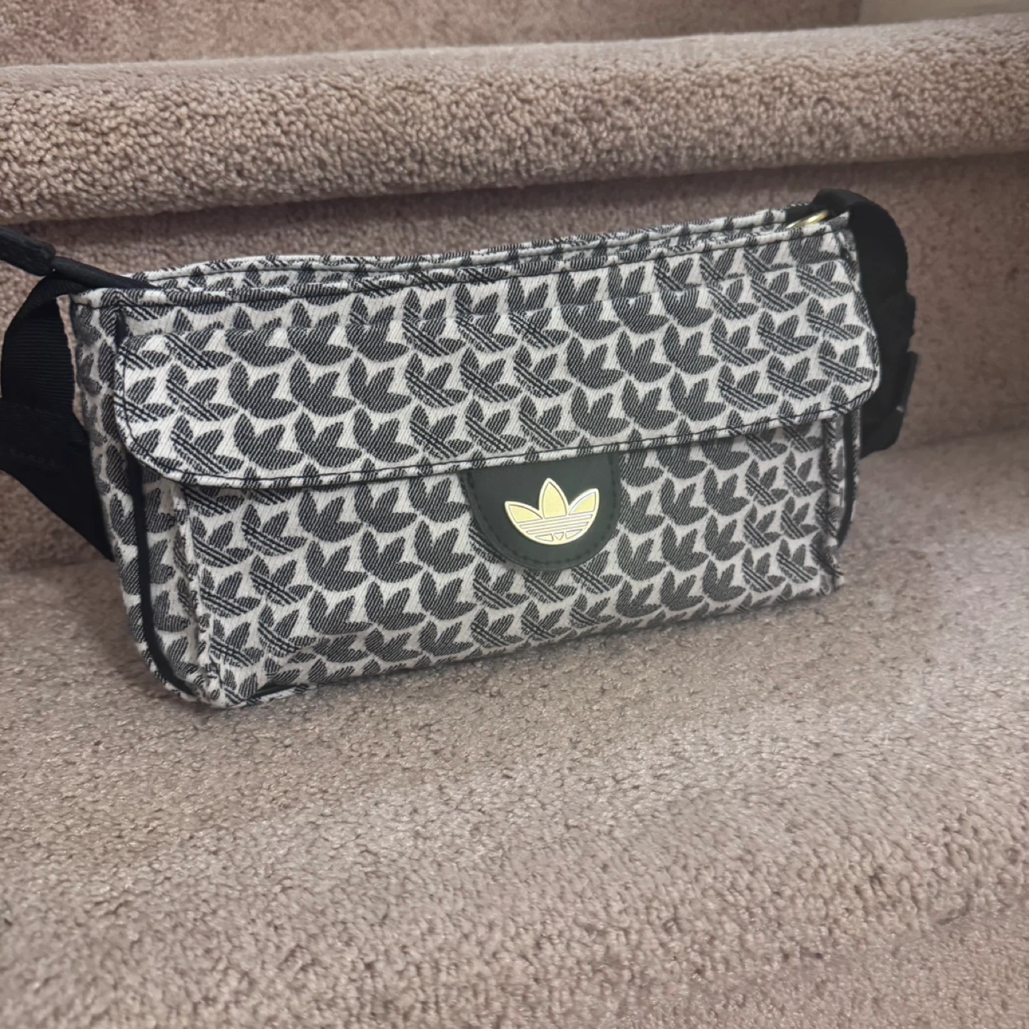 Adidas Patterned Shoulder Bag