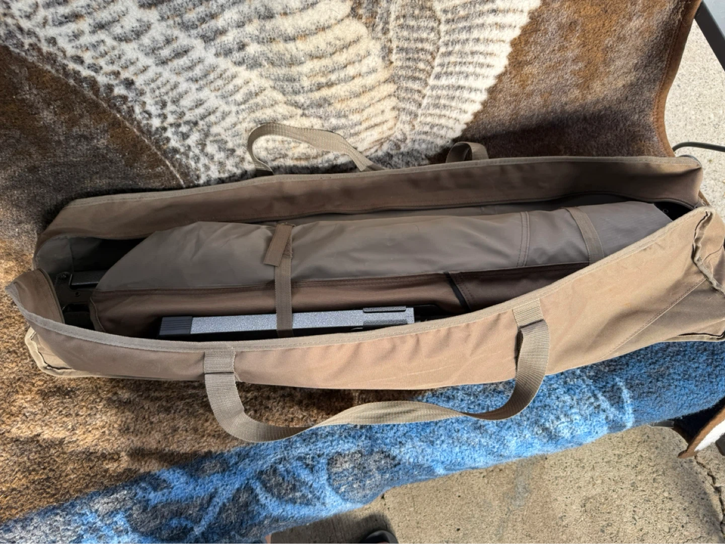 Sturdy single cot
