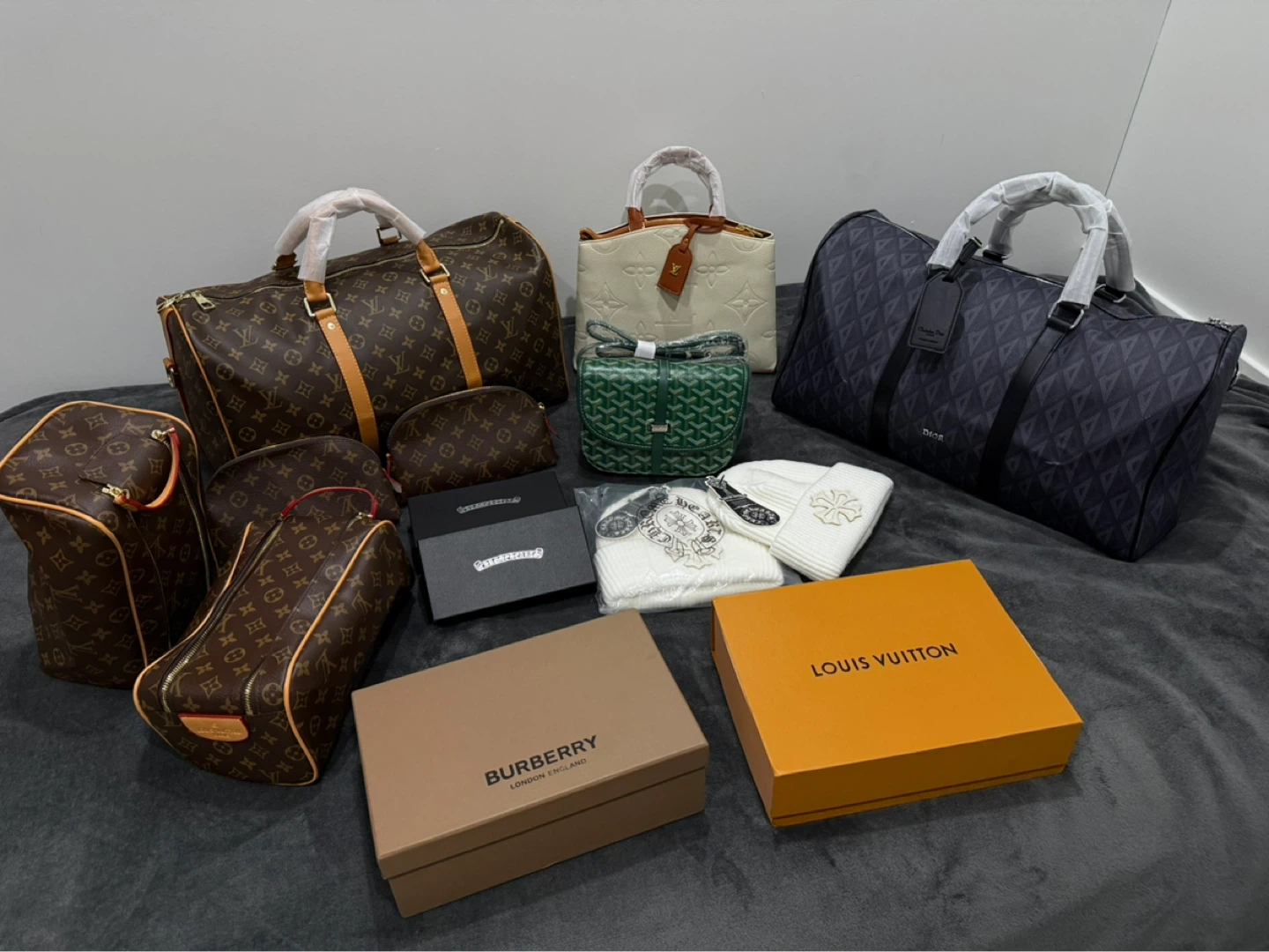 Assorted Luxury Bags and Accessories - photo 3