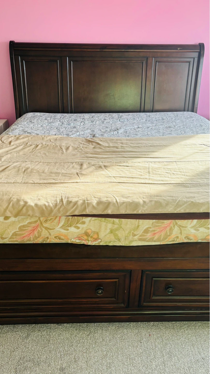 King size Dark Wood Sleigh Bed Frame with Drawers