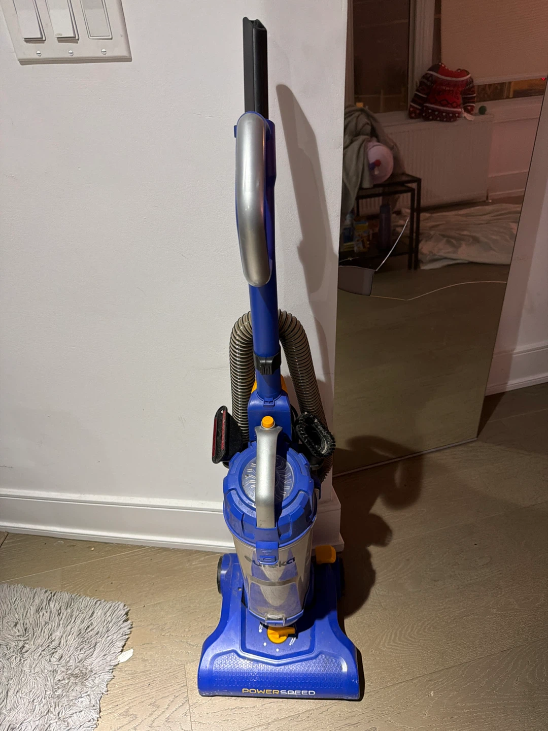 Eureka Powerspeed Vacuum Cleaner