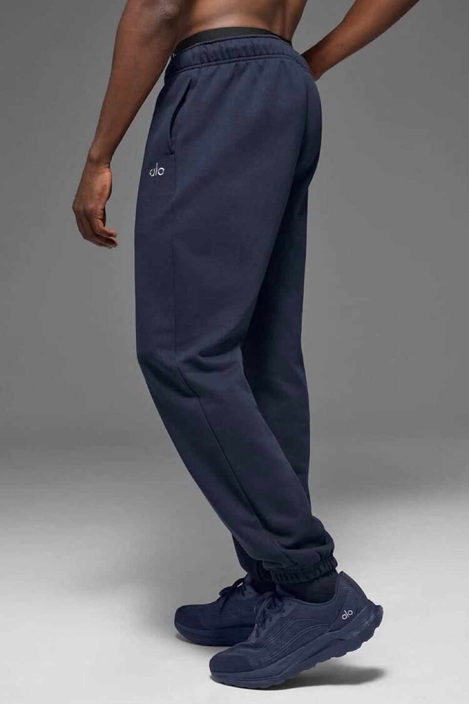 Alo Yoga Sweatpants Navy Blue - photo 2
