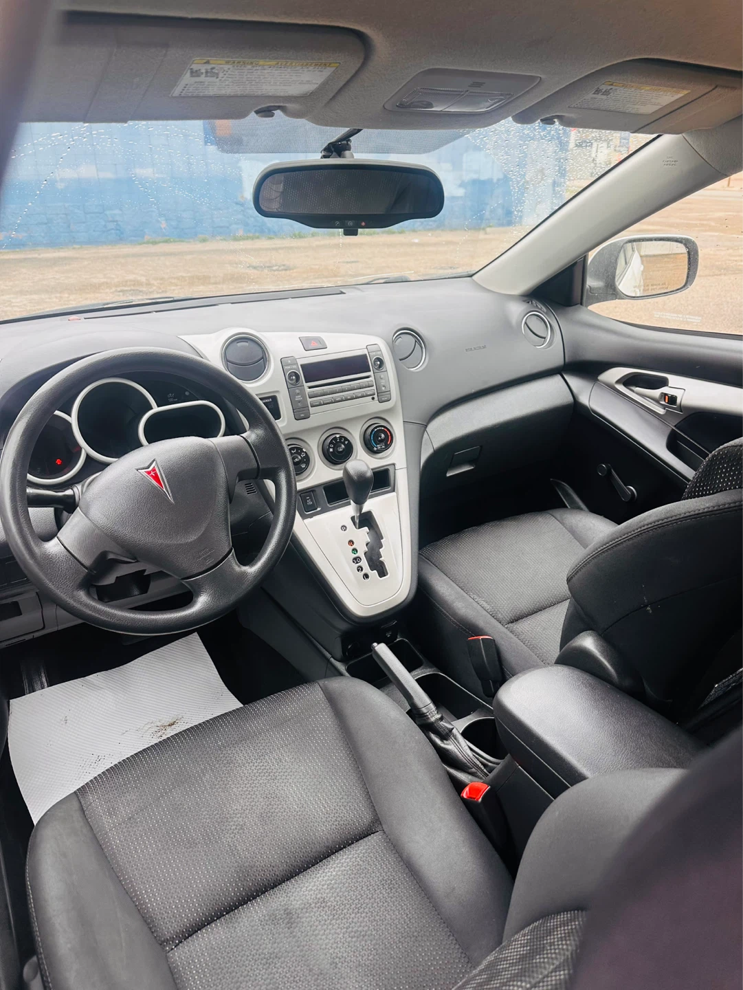 2010 Pontiac Vibe AWD - photo 2