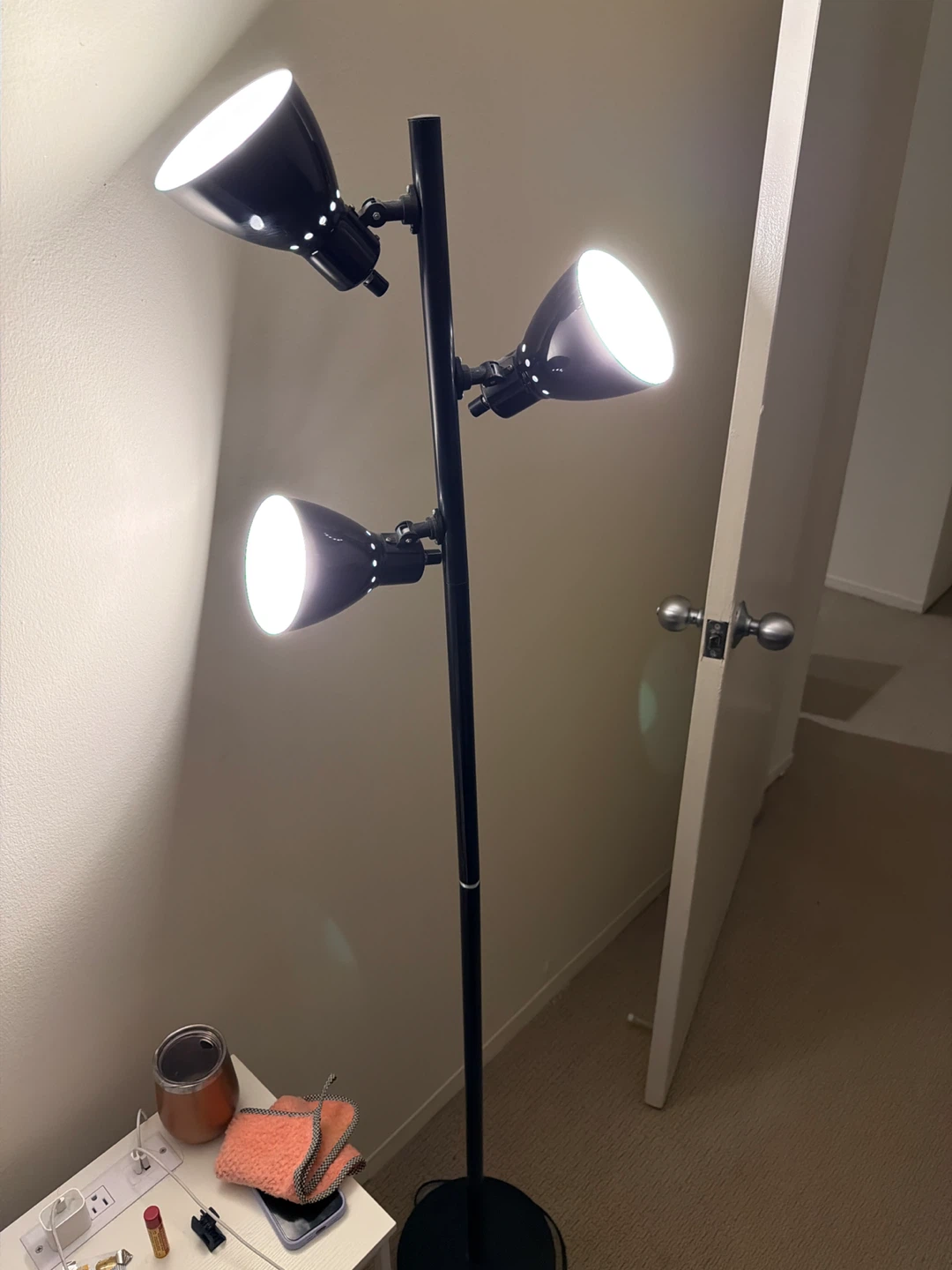 Black 3-Head Floor Lamp - photo 2