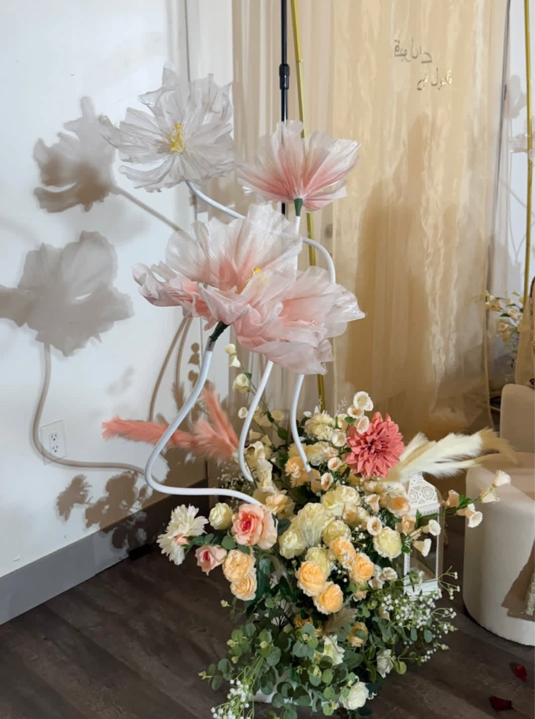 Giant Artificial Flower Decoration - photo 2