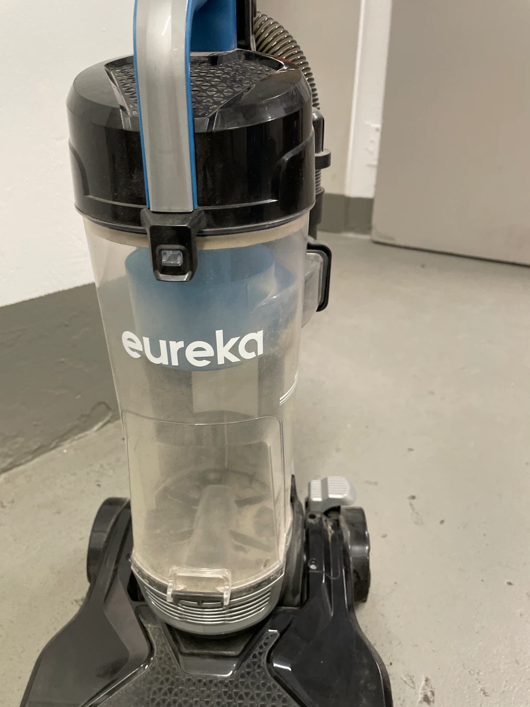 Eureka AirSpeed Vacuum Cleaner - photo 2