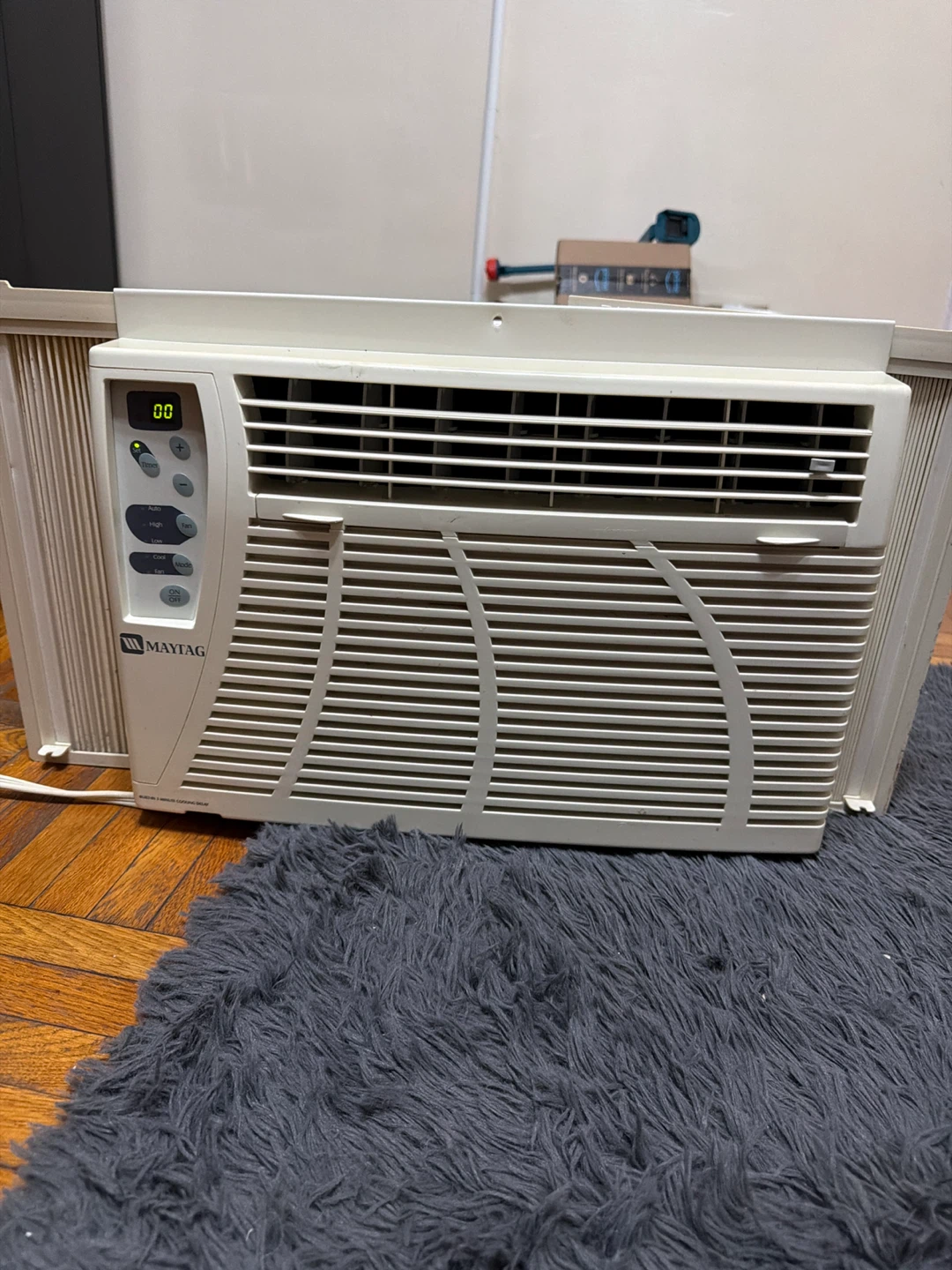 Maytag Window Air Conditioner - photo 2