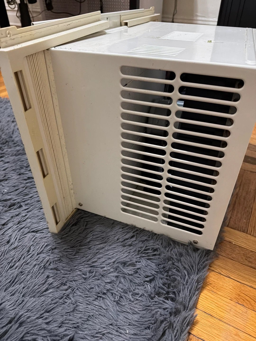 Maytag Window Air Conditioner - photo 5