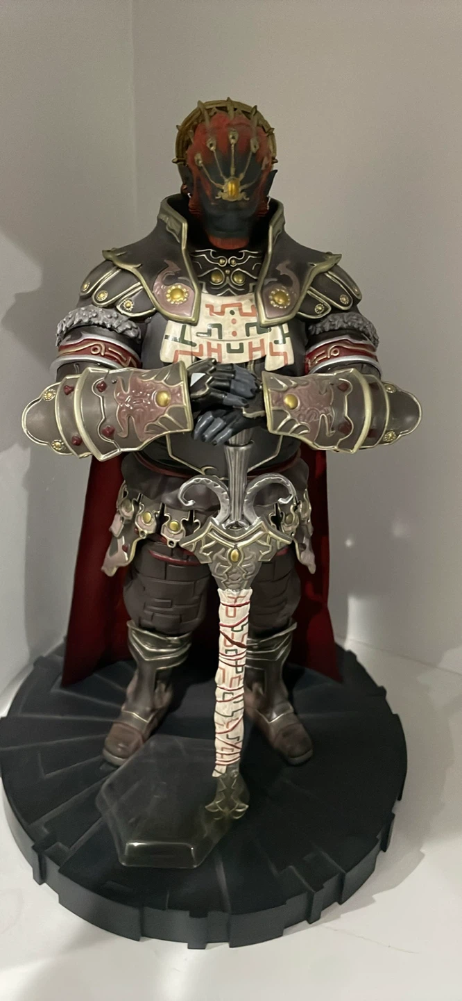 The Legend of Zelda: Twilight Princess Link & Ganondorf Figures - photo 3