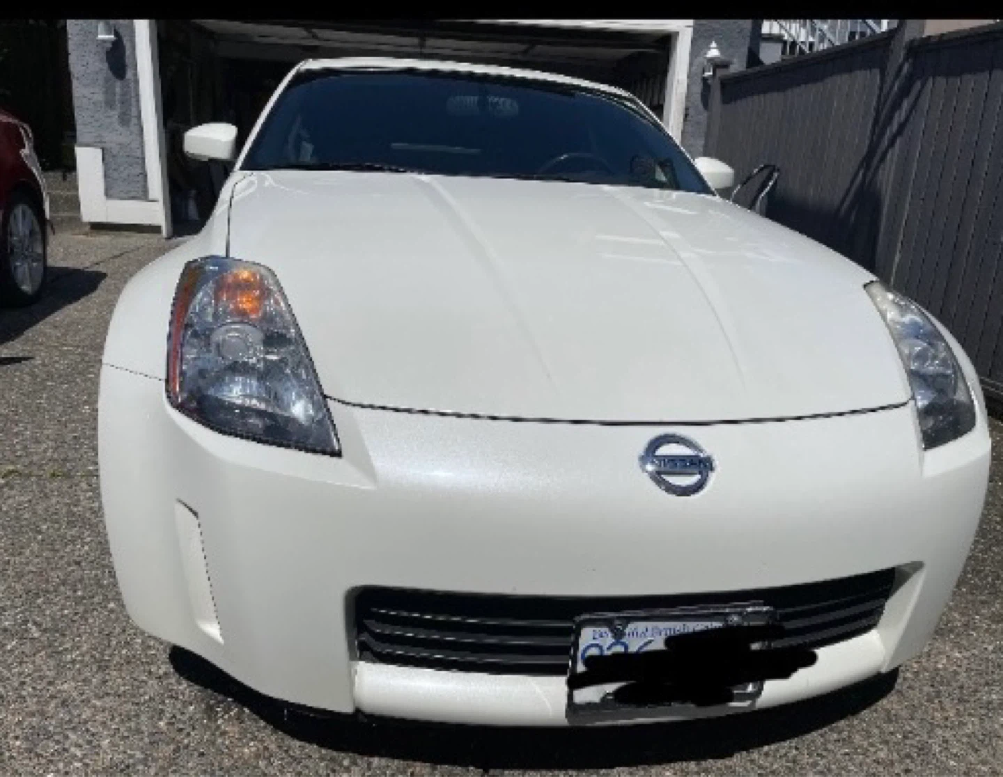 2004 White Nissan 350Z Coupe 6 Speed American Spec, 90000 miles